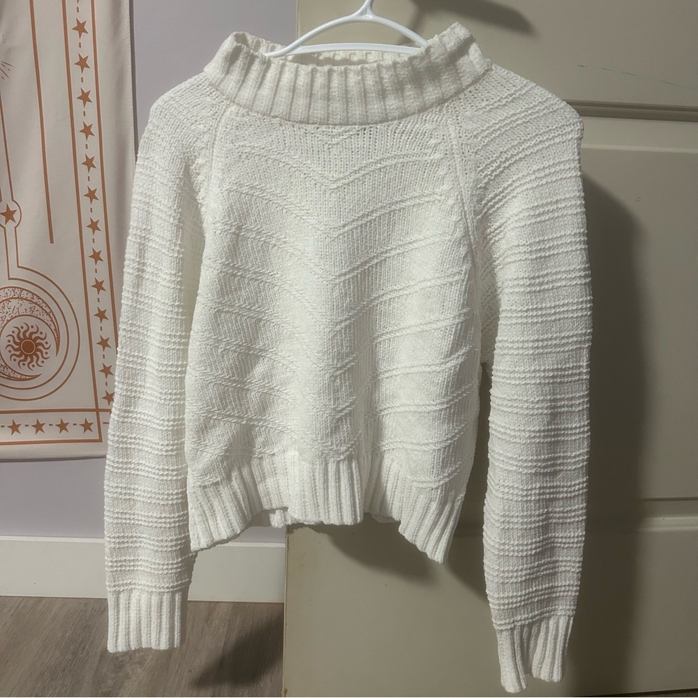 Cropped Cableknit Cardigan